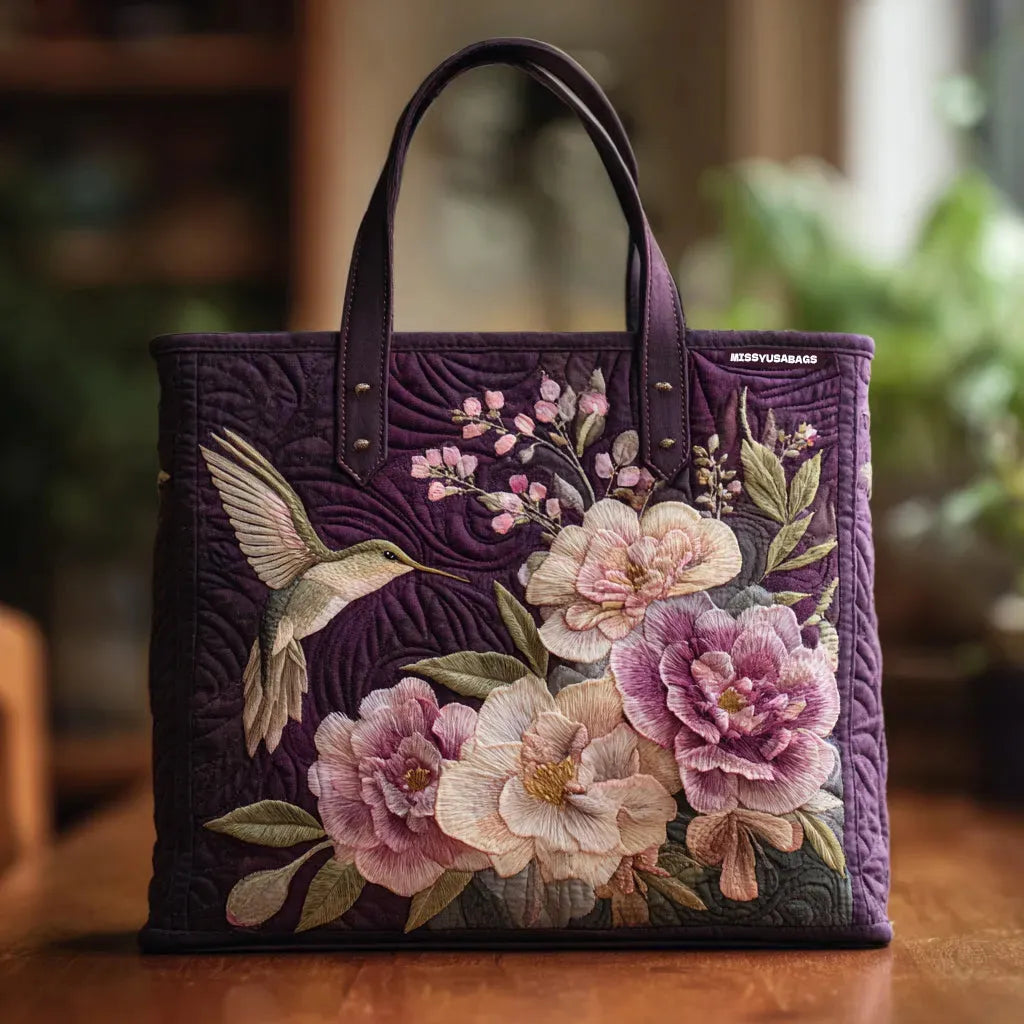 Handgefertigte Matelassé-Tasche - Kolibris und Orchideen